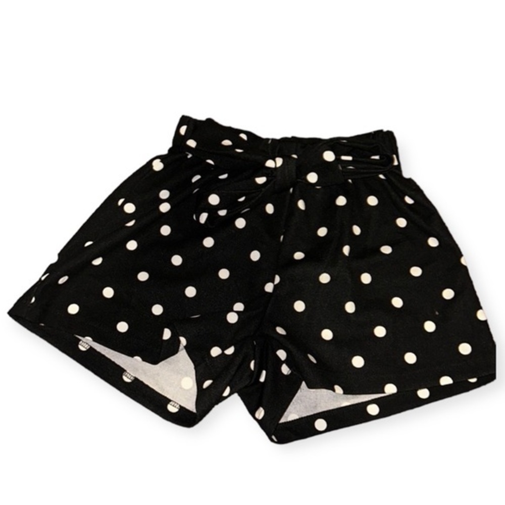 5/$30 🎈 Charlotte Russe women’s XS polka dot‎ high waisted shorts